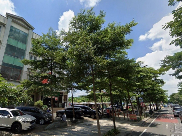 105 Jl. Mayjen HR. Muhammad Google Maps Google Chrome 17 11 2025 13 32 10